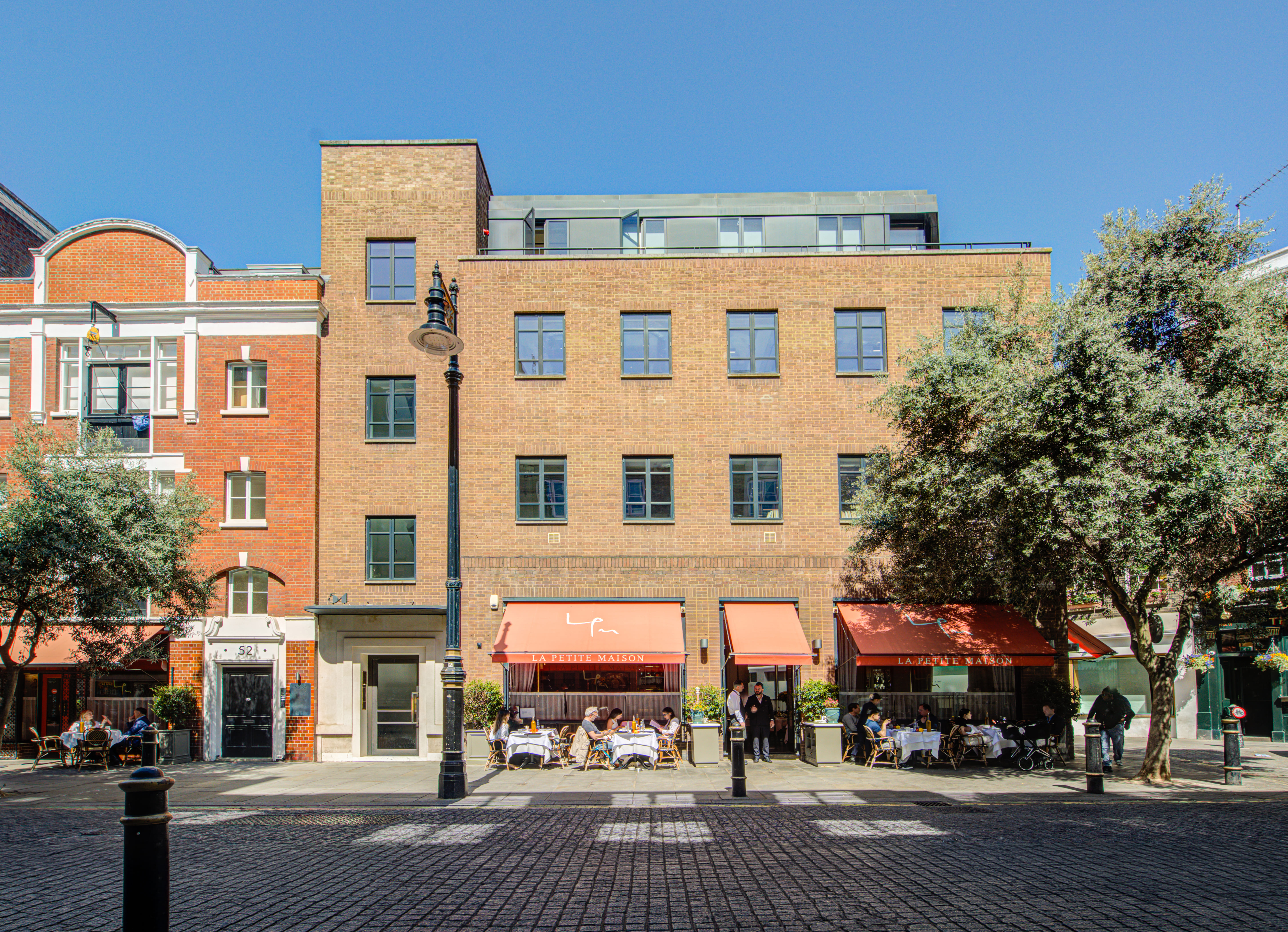 54 Brook Mews